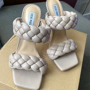 Steve Madden, size 8, never worn